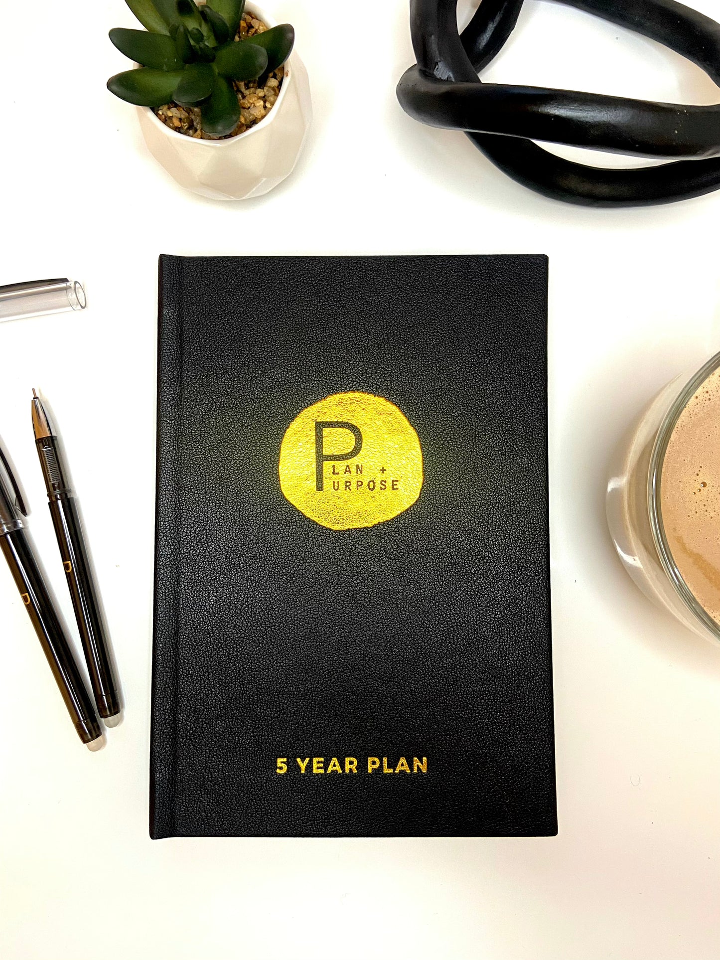 5 YEAR PLANNER - BLACK